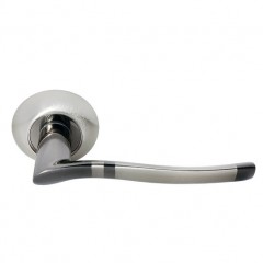 Дверная ручка MORELLI DIY MH-04 Белый никель/черный никель (SN/BN)