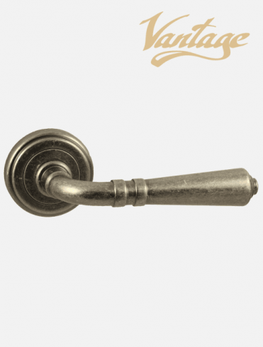 Дверная ручка Vantage - V18AS состаренное серебро